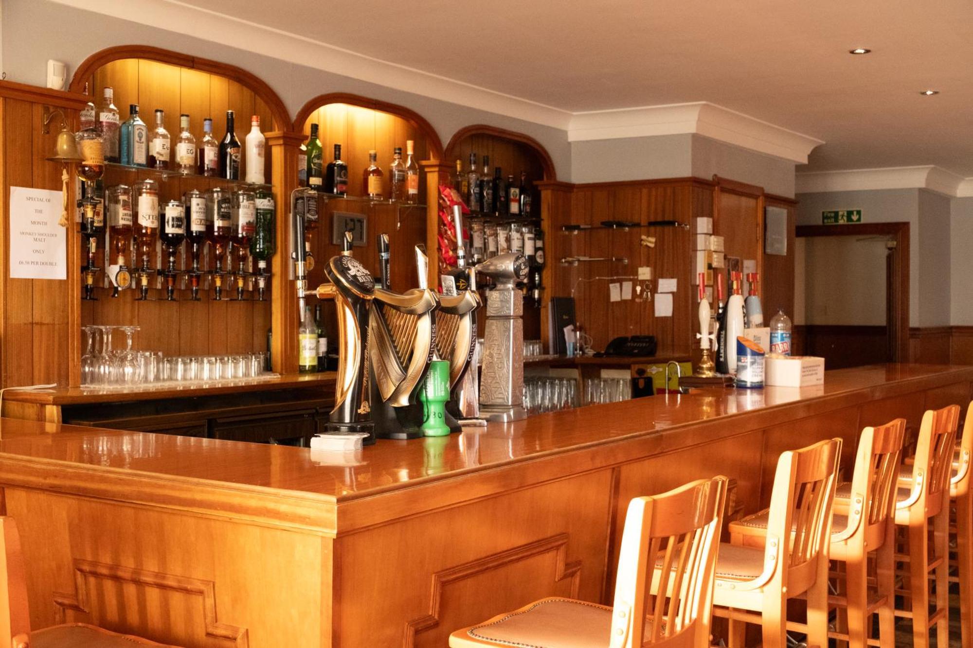 Station Hotel Ellon Luaran gambar